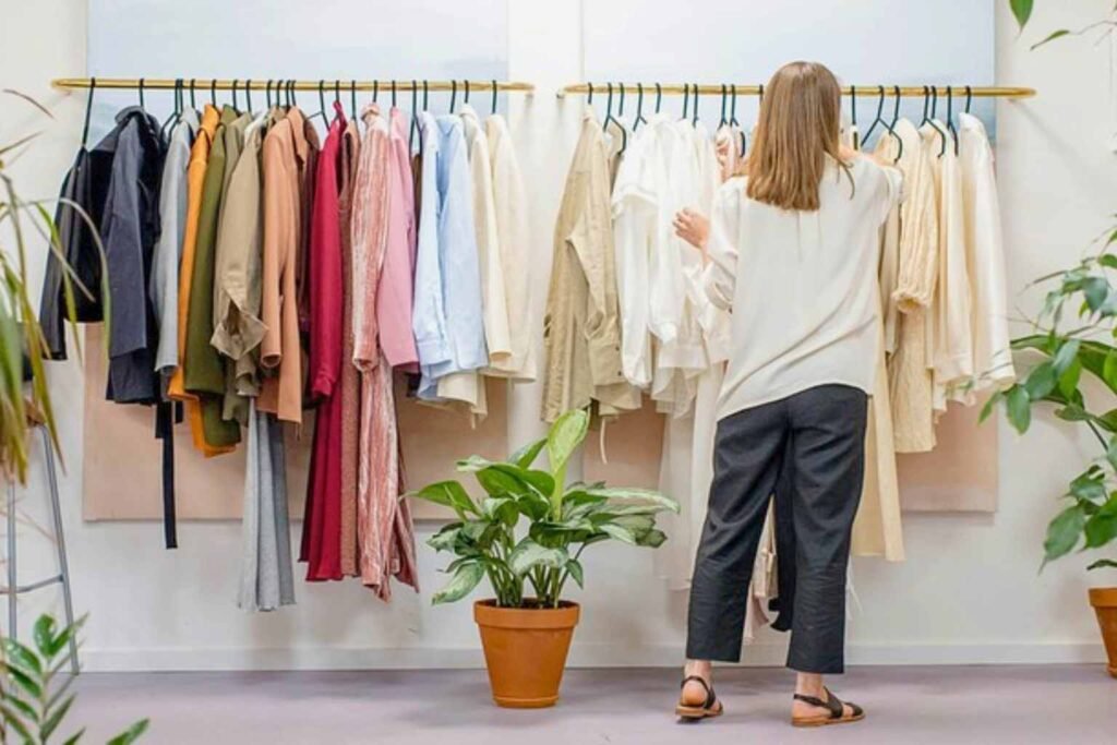 Sustainable Fashion Closet: Organize with Purpose